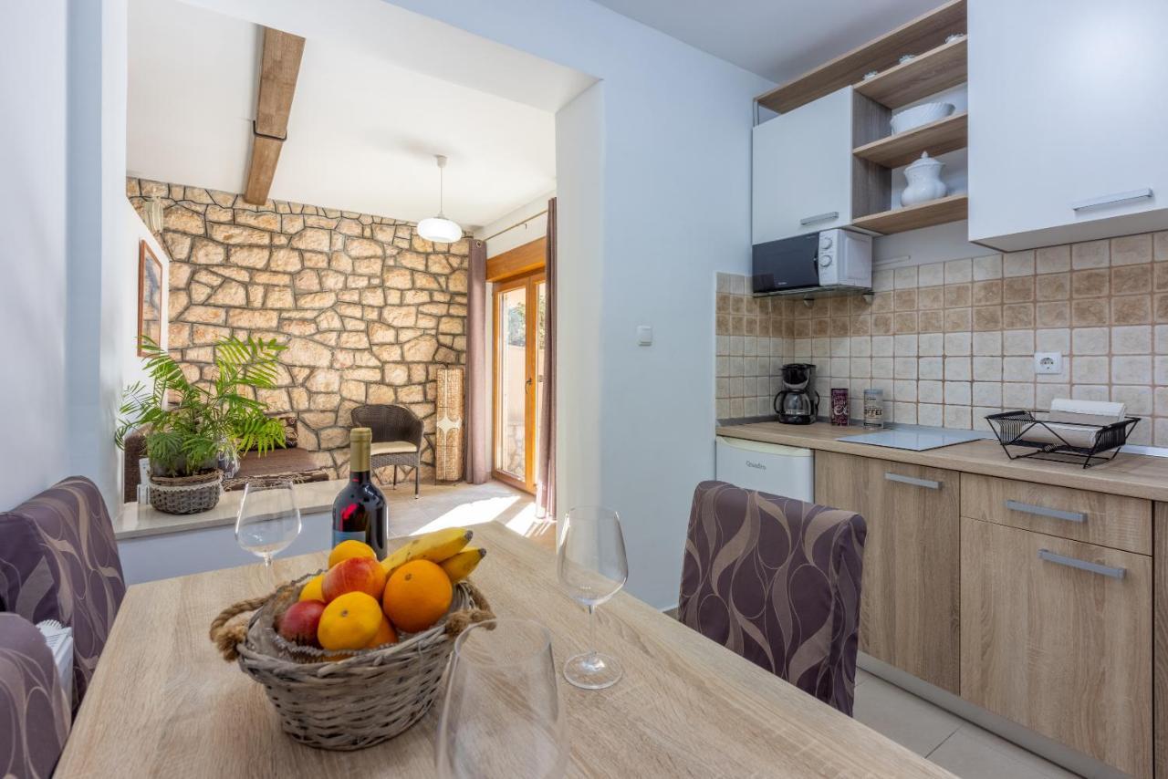 Apartmani Anita Dramalj Exteriör bild