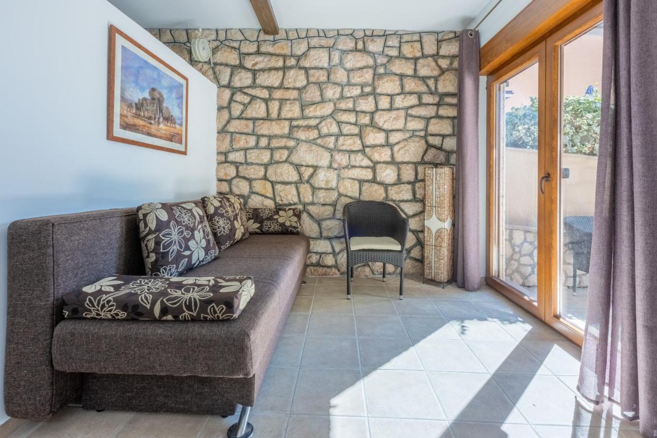Apartmani Anita Dramalj Exteriör bild