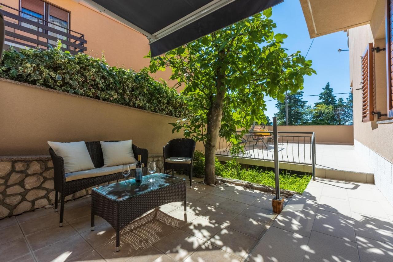Apartmani Anita Dramalj Exteriör bild